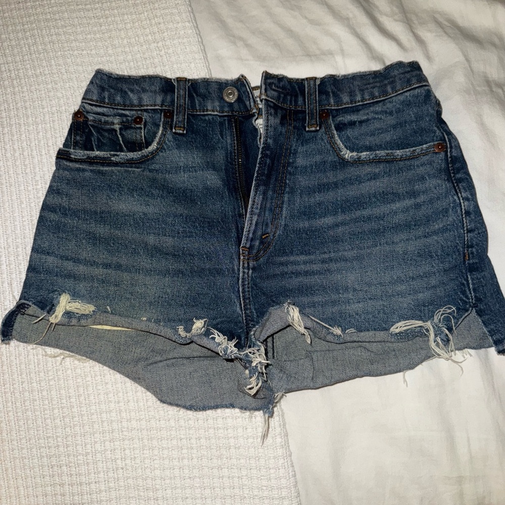 Abercrombie & Fitch The Mom Short